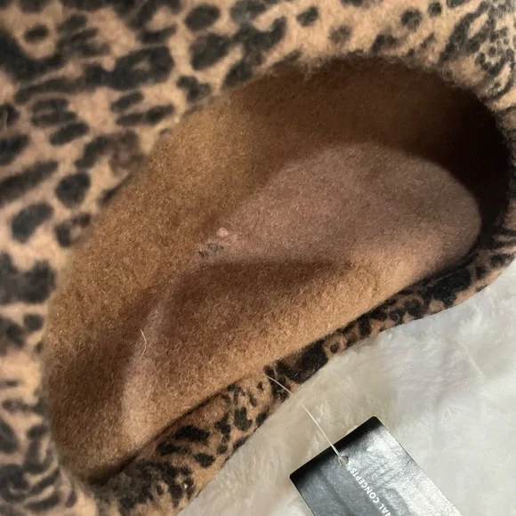 International concept, wool blend,French beret, hat, animal, print, Blk/Brn NWT - Picture 3 of 6